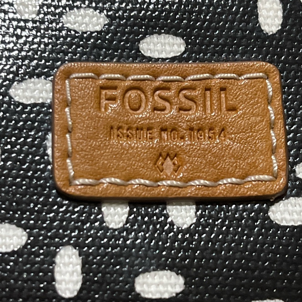 NWOT Fossil Black Mini Dot Key Per Zip Around Long Wallet - Picture 11 of 12